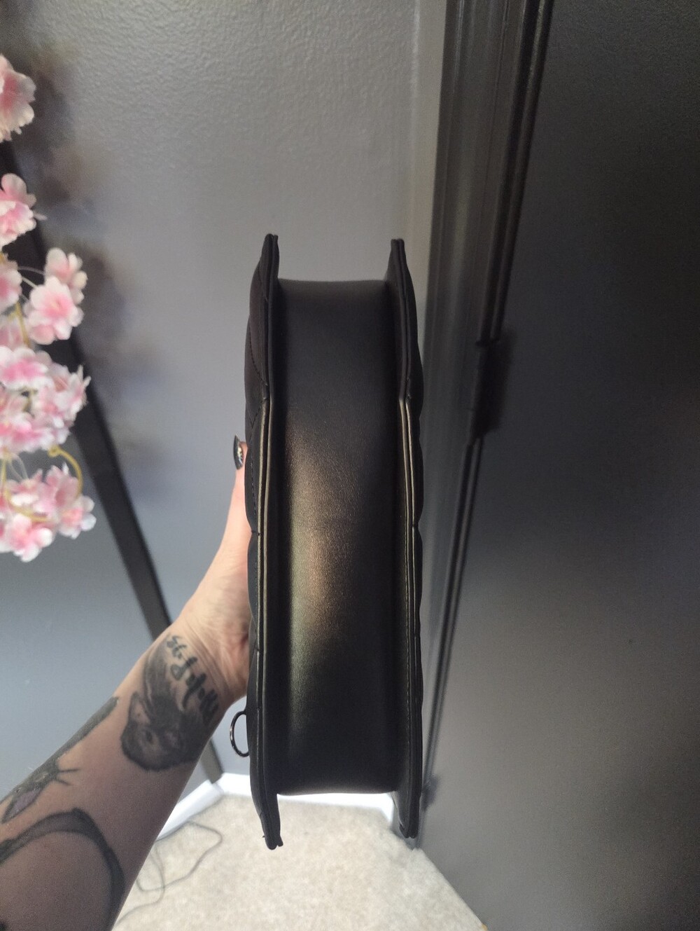 Foxblood Coffin Purse - Picture 3 of 5